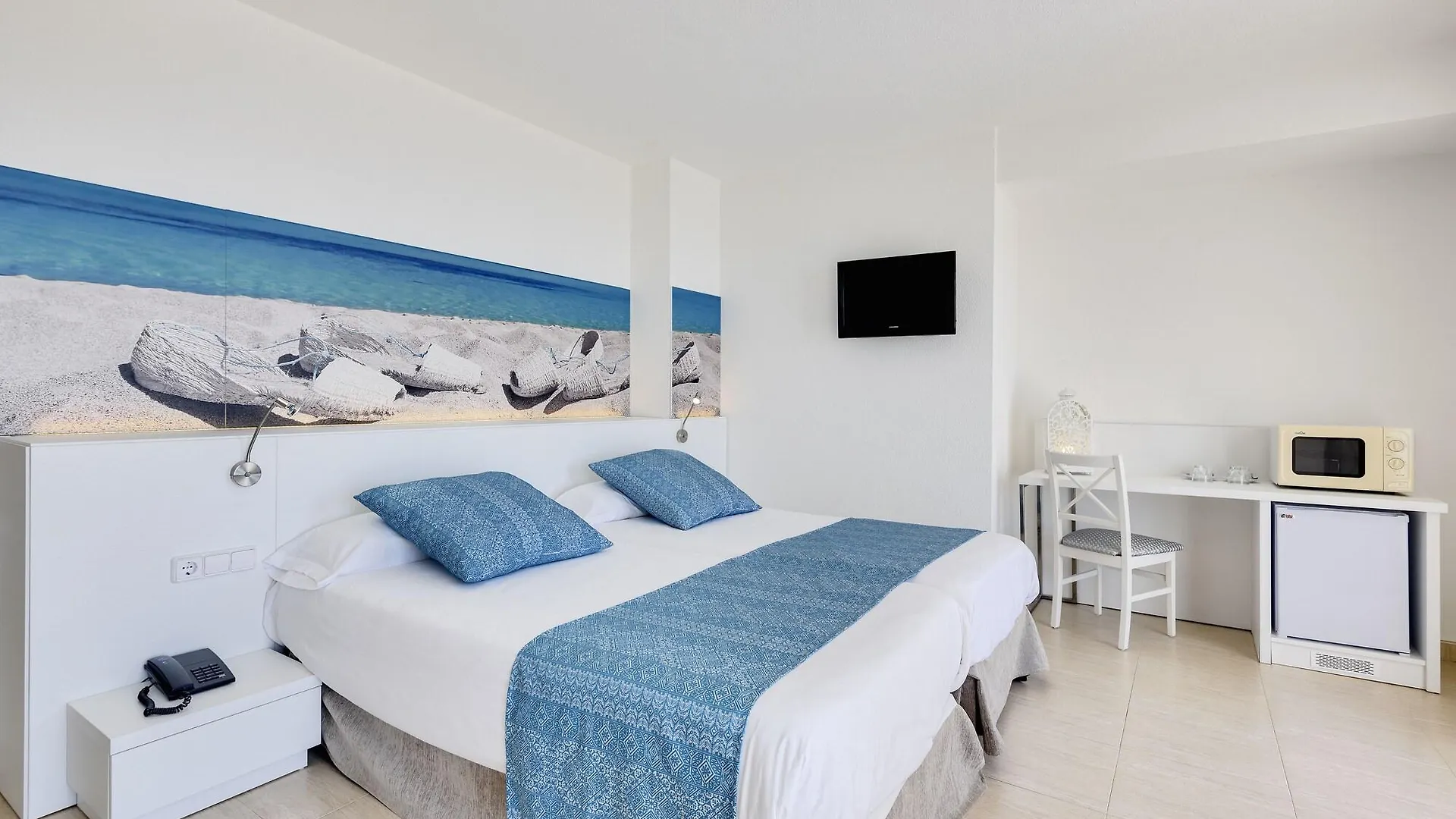 Aparthotel Tropic Garden Санта-Эулалия-дель-Рио