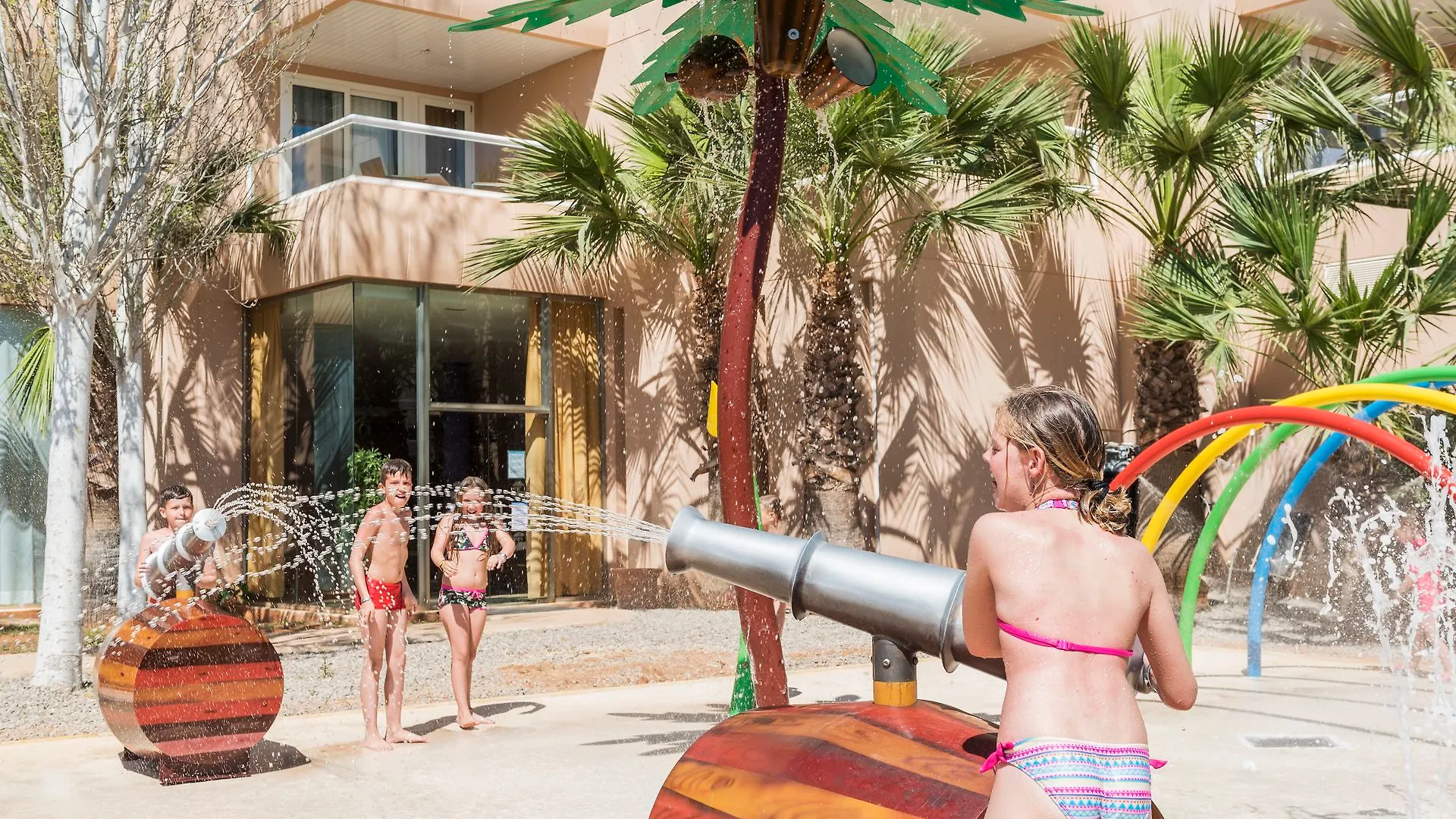 Aparthotel Tropic Garden Санта-Эулалия-дель-Рио